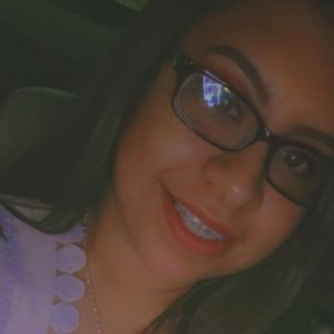 Meet your Posher, Dania